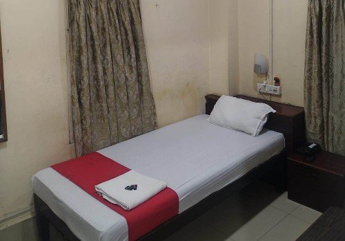 Plain Single Room